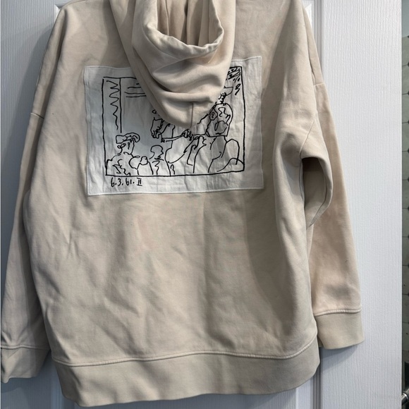 Picasso hoodie/Sweatshirt with graphic design on back ptp 22” - Picture 3 of 9